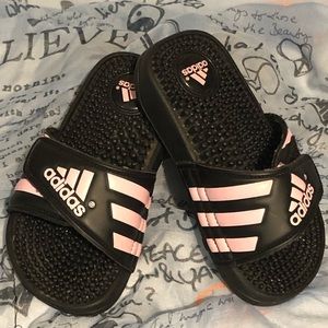Kids Adidas Adissage
